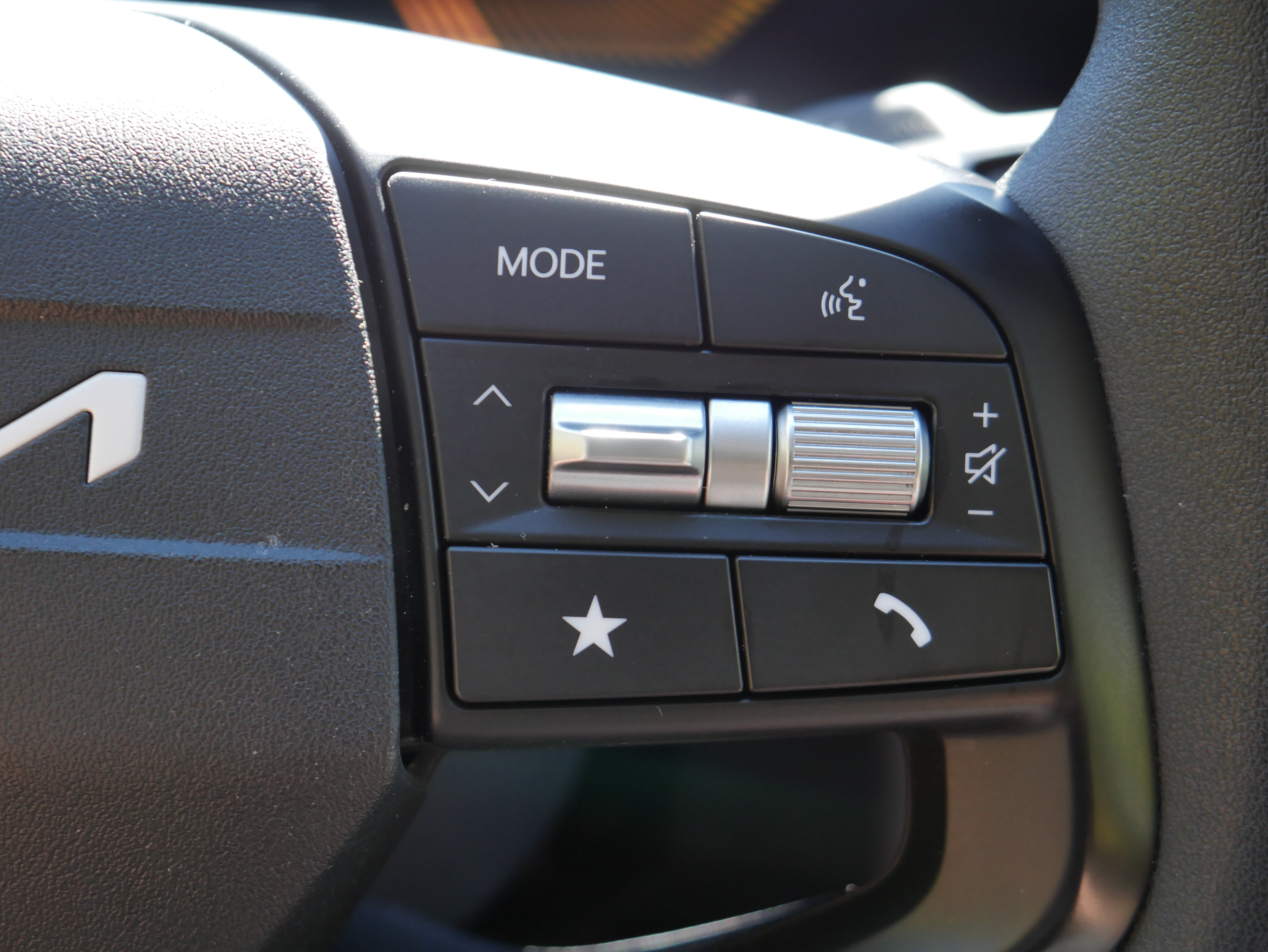 Certified 2025 Kia K4 FWD image 24