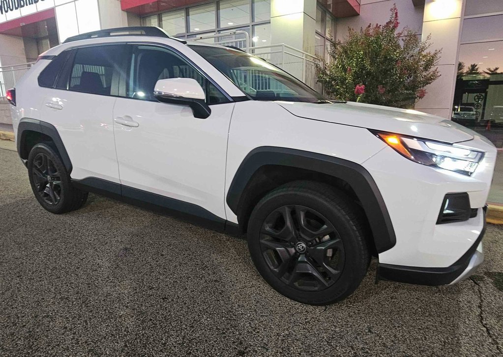 Used 2023 Toyota RAV4 Adventure image 7