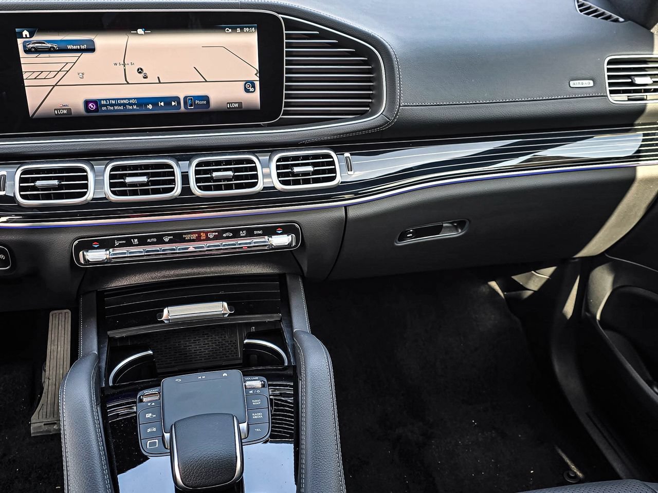 New 2026 Mercedes-Benz GLE 450 4MATIC Coupe image 23