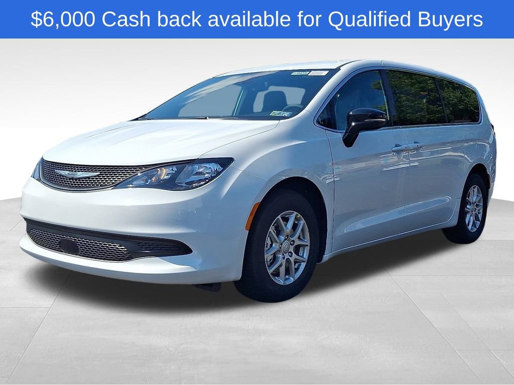 New 2025 Chrysler Voyager LX image 3