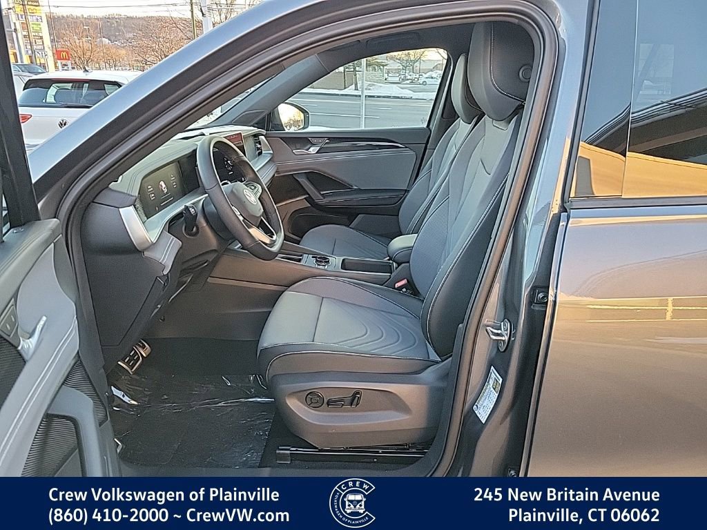 New 2026 Volkswagen Tiguan SE R-Line image 13