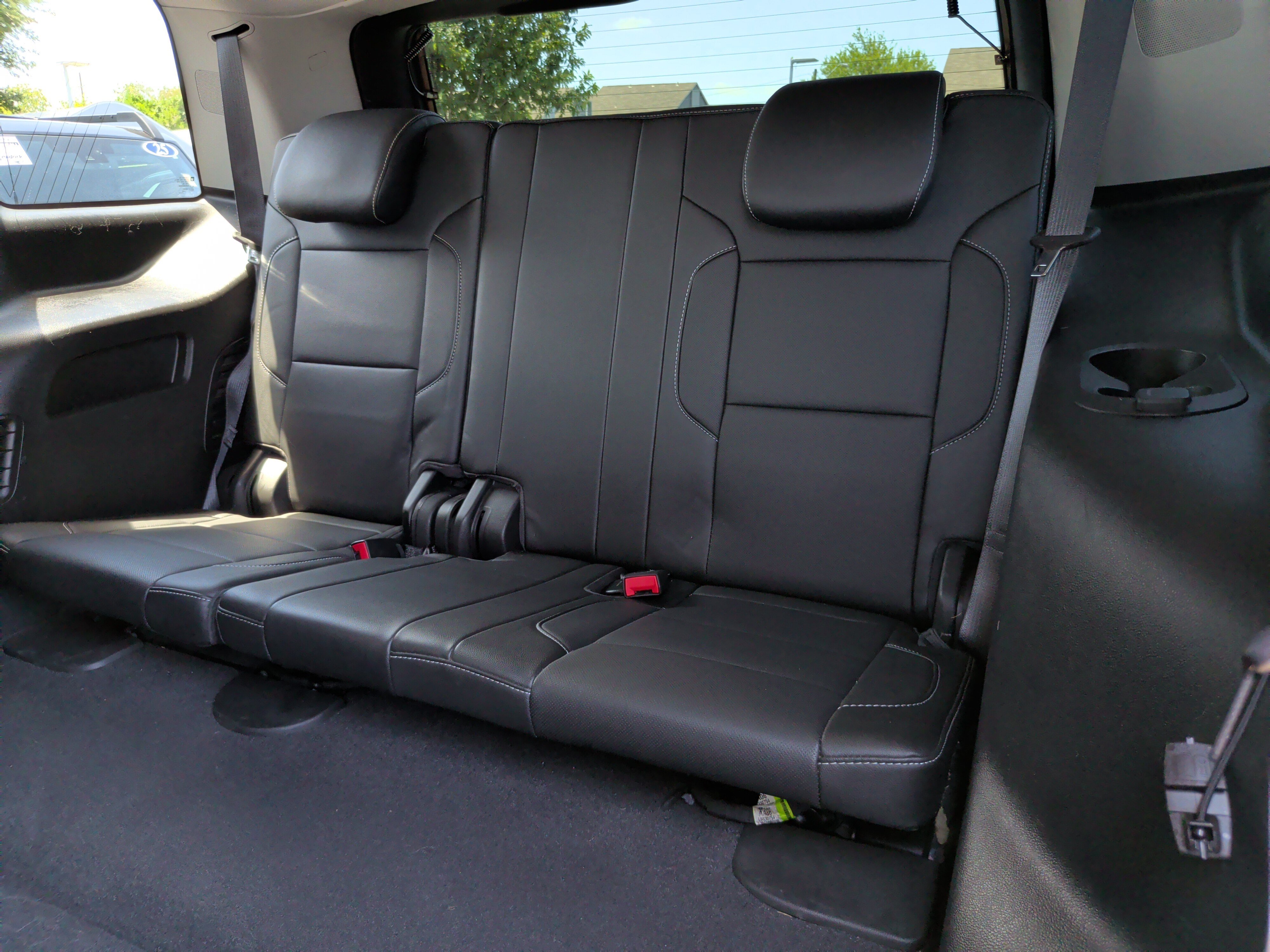 Used 2019 Chevrolet Tahoe Premier RWD image 39