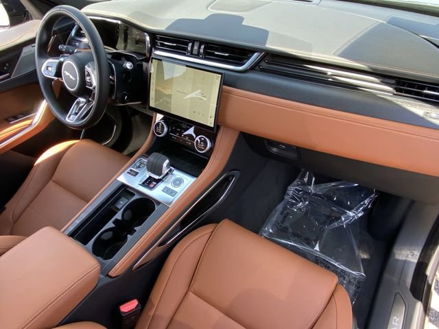 New 2025 Jaguar F-PACE R-Dynamic S AWD/4WD image 11