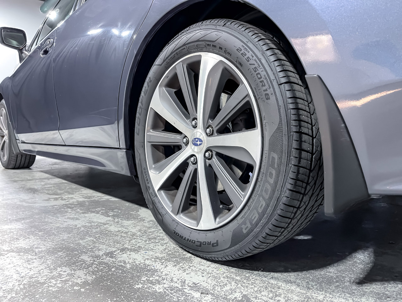 Used 2017 Subaru Legacy 2.5i Limited image 10