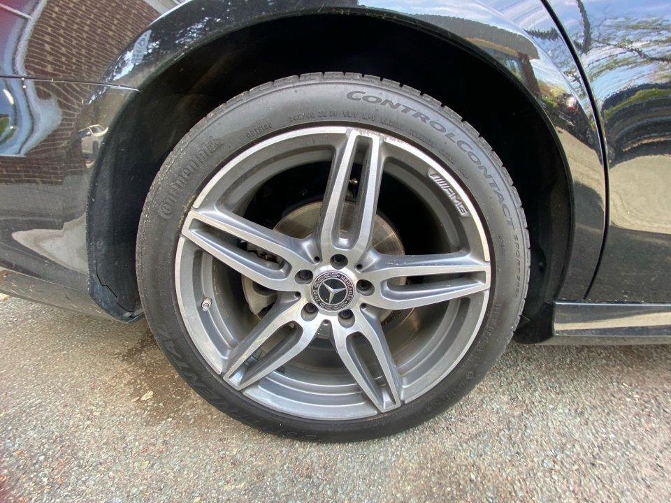 Used 2018 Mercedes-Benz E 300 image 23