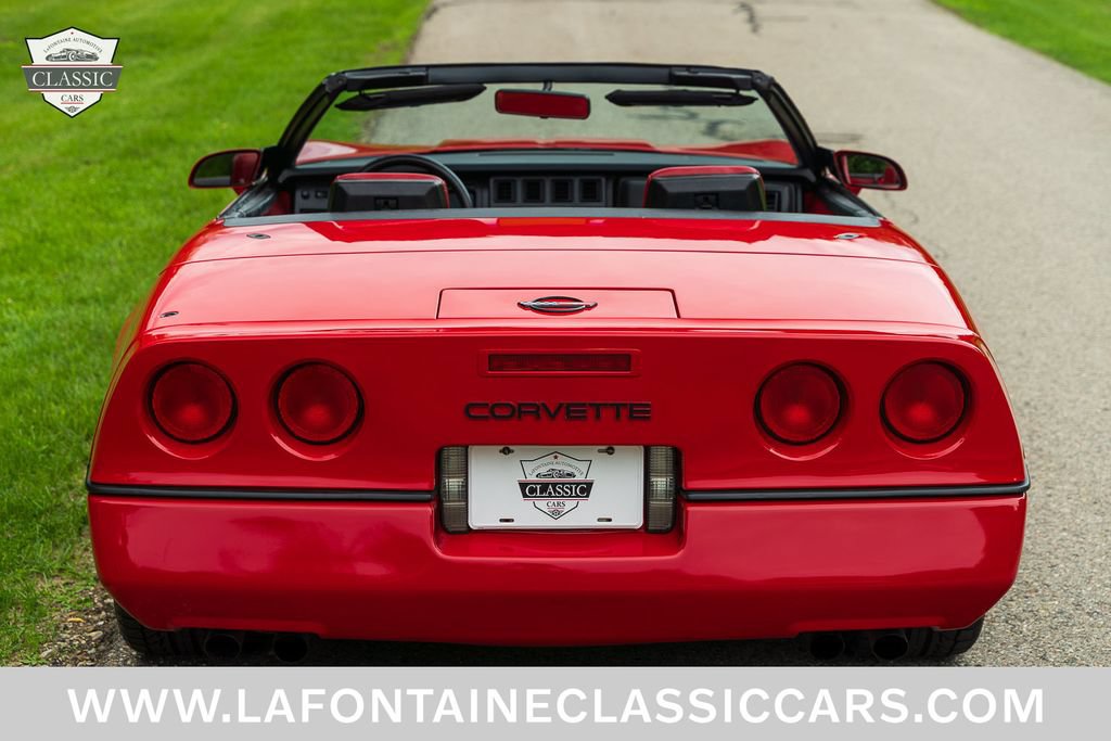 Used 1988 Chevrolet Corvette Convertible RWD image 39