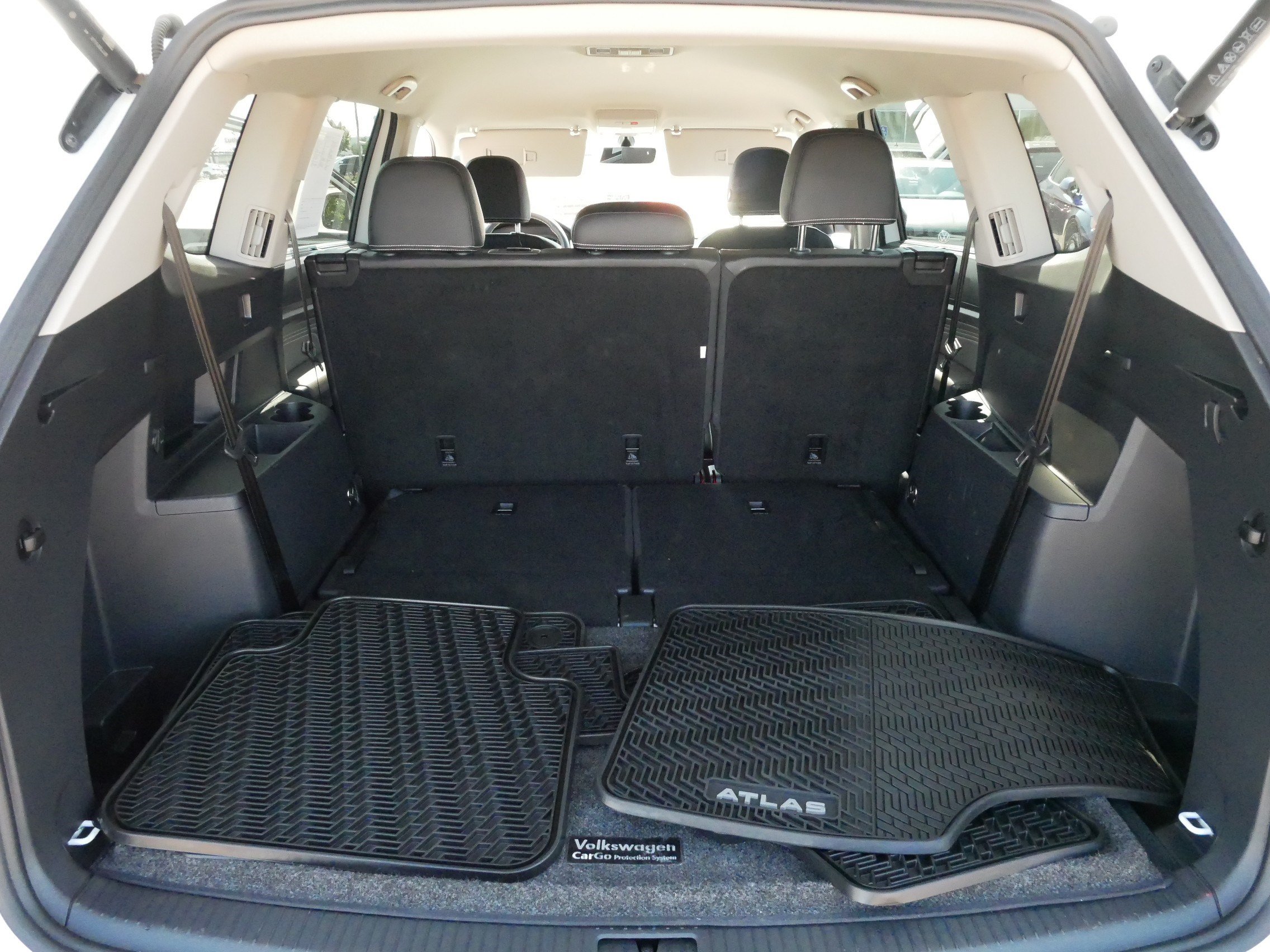 Certified 2023 Volkswagen Atlas SE AWD/4WD image 18