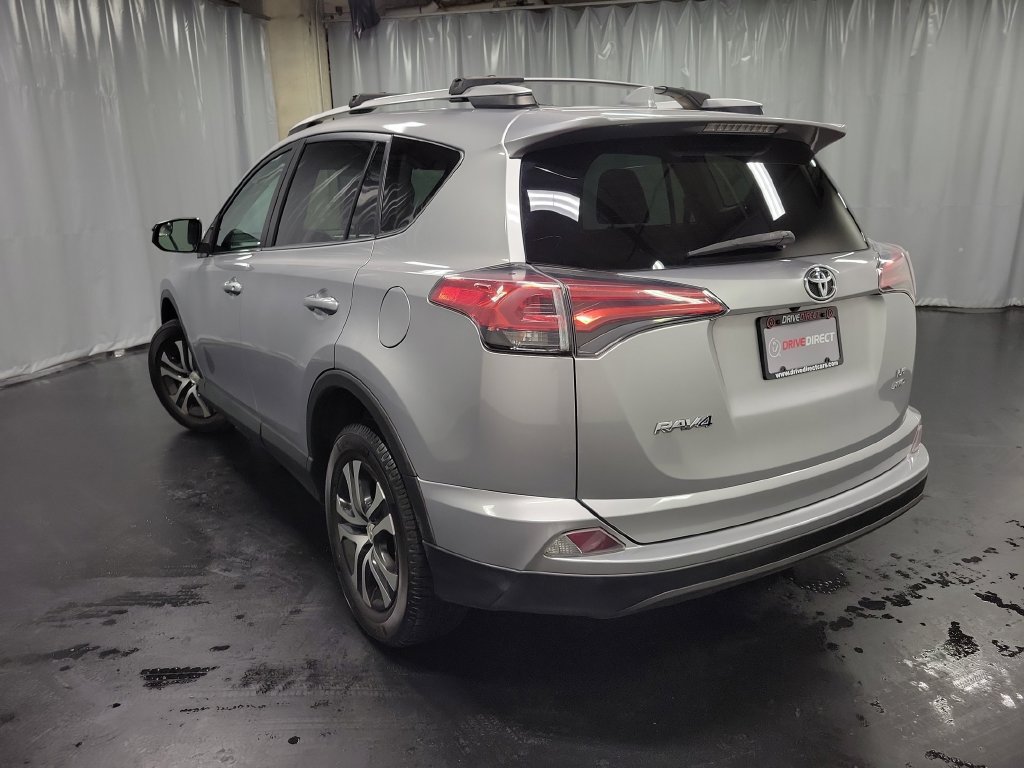 Used 2016 Toyota RAV4 LE AWD/4WD image 6