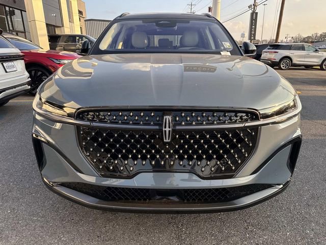 New 2026 Lincoln Nautilus Reserve w/ Jet Appearance Package AWD/4WD image 2