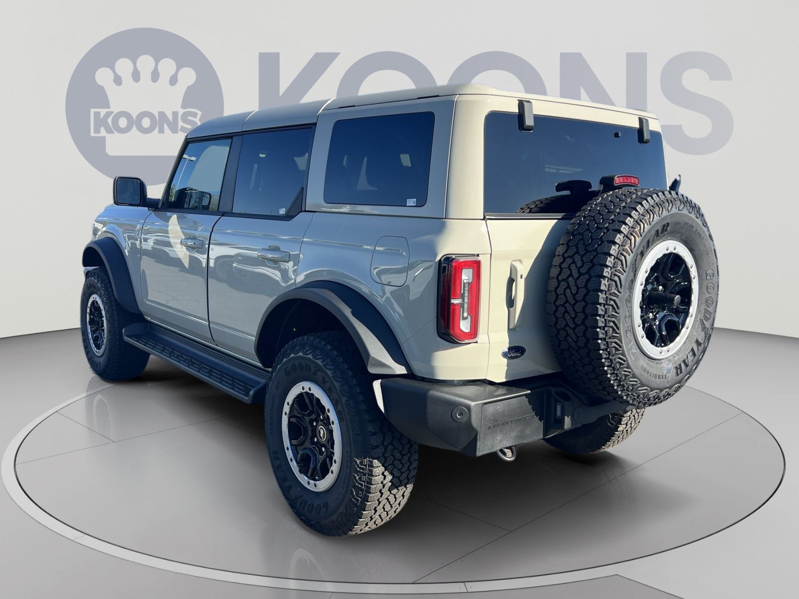 New 2025 Ford Bronco Outer Banks w/ Sasquatch Package AWD/4WD image 14