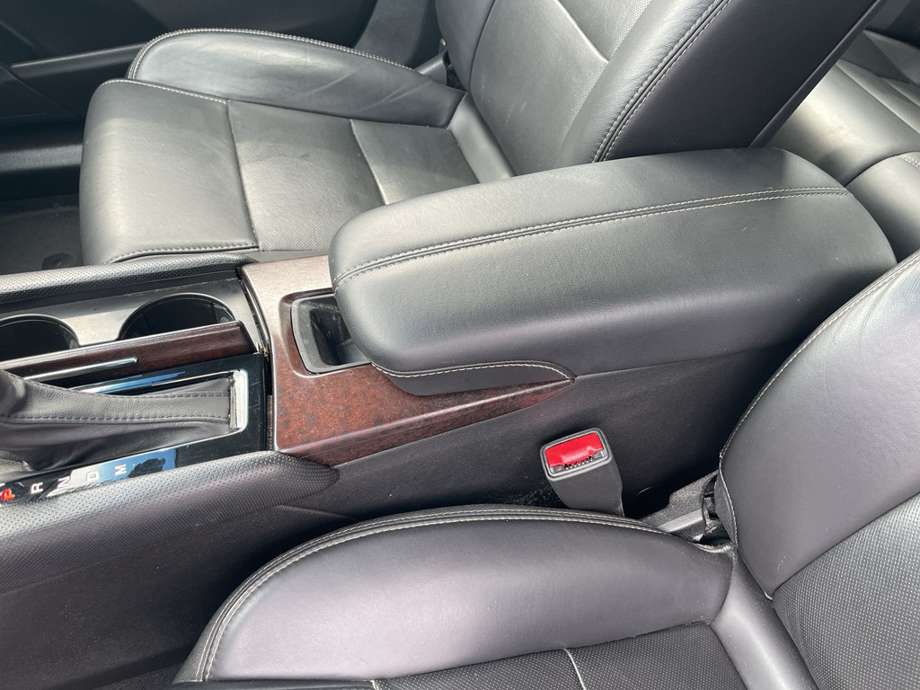 Used 2019 Cadillac XTS Luxury FWD image 14