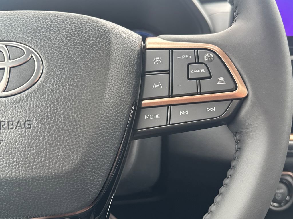 New 2026 Toyota Grand Highlander AWD Hybrid image 25