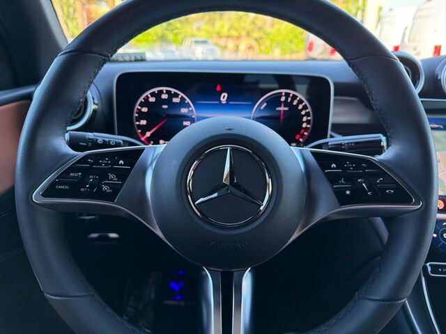 Certified 2025 Mercedes-Benz GLC 350e 4MATIC image 29