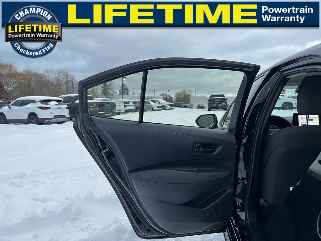 Used 2024 Toyota Corolla LE image 24