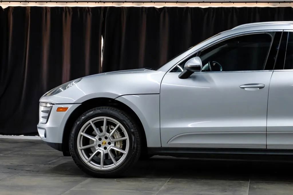 Used 2017 Porsche Macan S AWD/4WD image 17