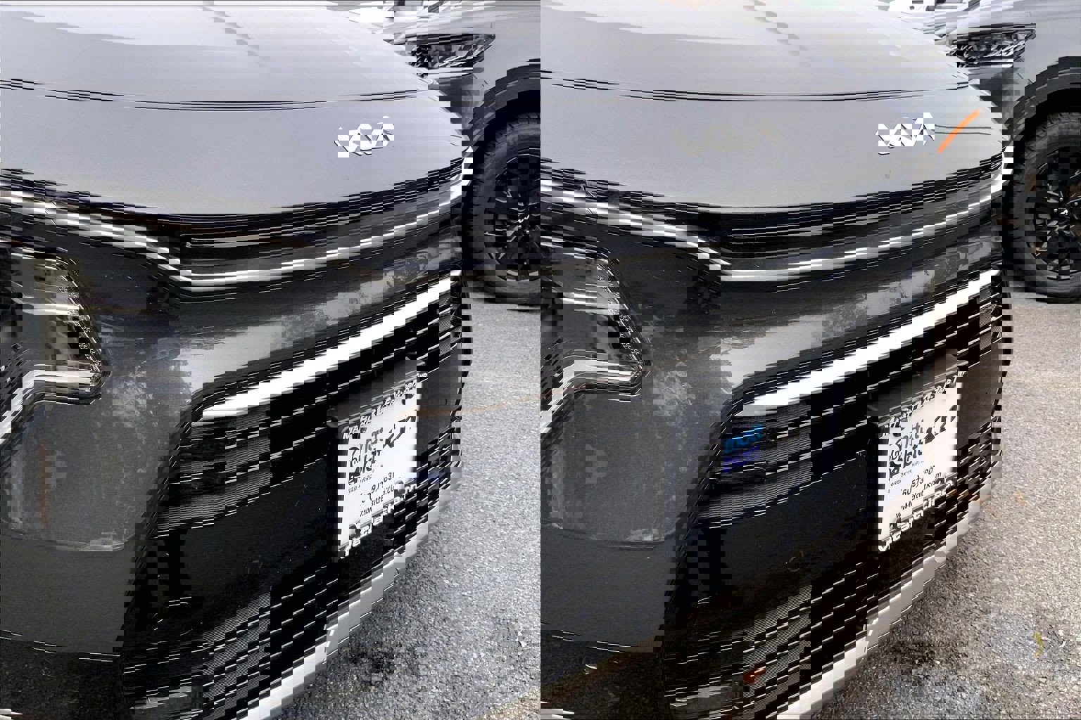 Used 2023 Kia Niro SX image 32