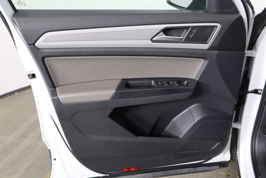 Used 2021 Volkswagen Atlas Cross Sport S image 20