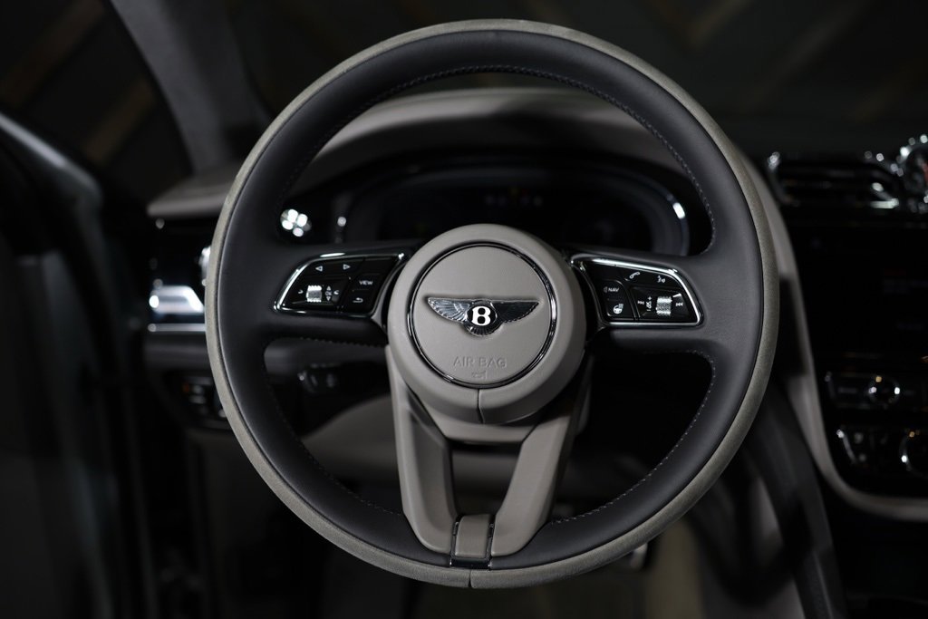 Used 2022 Bentley Bentayga S V8 image 31