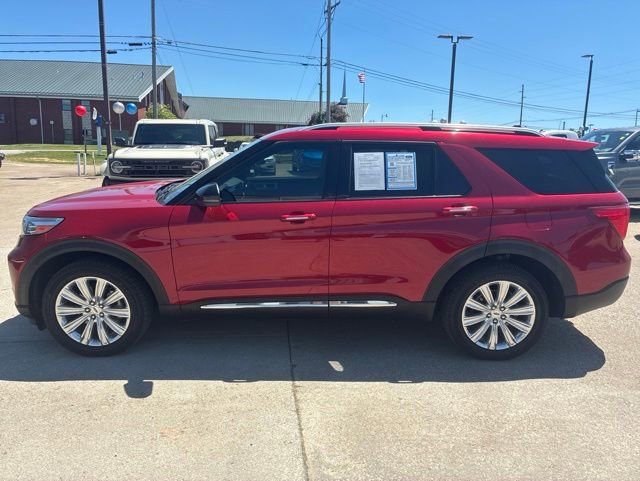 Used 2022 Ford Explorer Limited w/ Equipment Group 301A AWD/4WD image 4