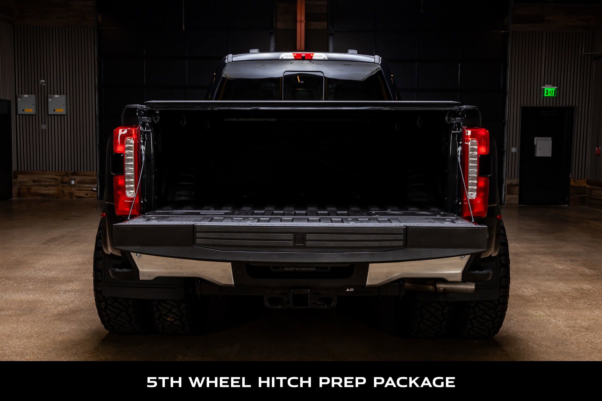 Used 2024 Ford F350 Lariat w/ Lariat Ultimate Package image 9