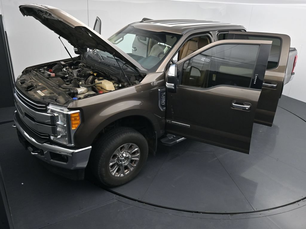 Used 2017 Ford F250 Lariat w/ Chrome Package AWD/4WD image 26