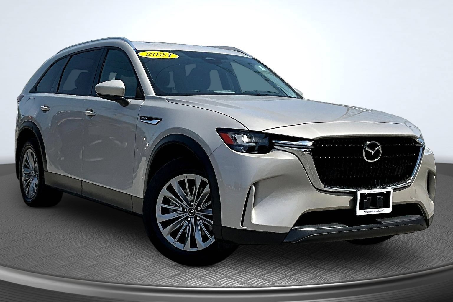 Used 2024 MAZDA CX-90 Plug-In Hybrid w/ Preferred AWD/4WD image 3