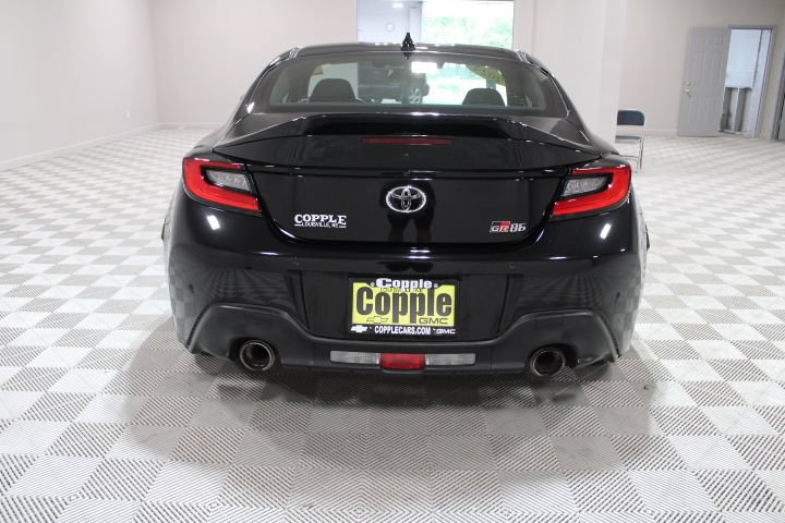 Used 2024 Toyota GR86 Premium RWD image 9