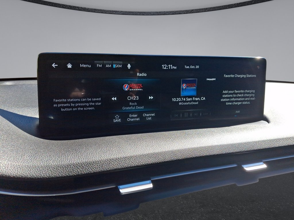 Used 2025 Genesis Electrified GV70 AWD/4WD image 14