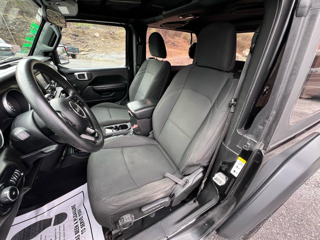 Used 2018 Jeep Wrangler Sport image 17