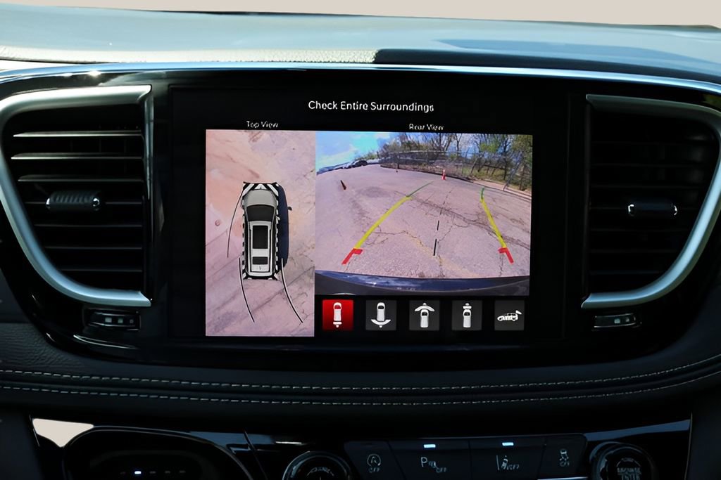 New 2026 Chrysler Pacifica Select FWD image 24