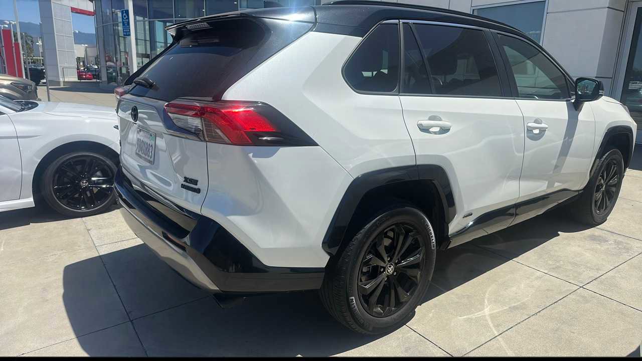 Used 2022 Toyota RAV4 XSE w/ Carpet Mat Package (TMS) AWD/4WD image 2