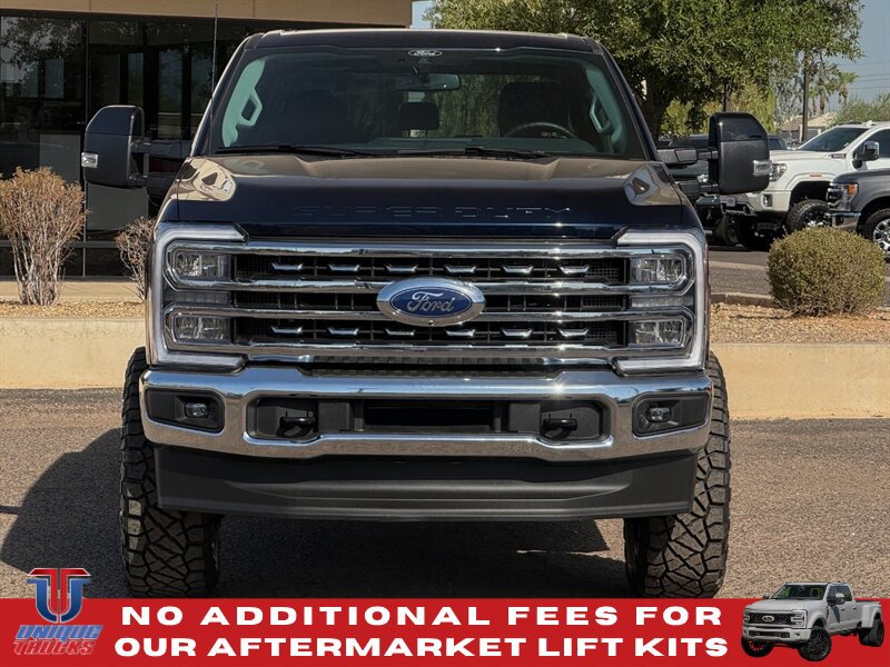 Used 2025 Ford F350 Lariat w/ Camper Package AWD/4WD image 2