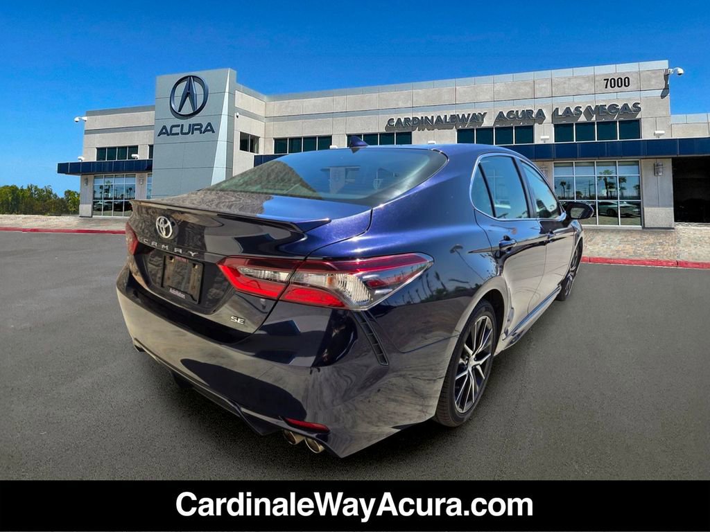 Used 2021 Toyota Camry SE FWD image 4