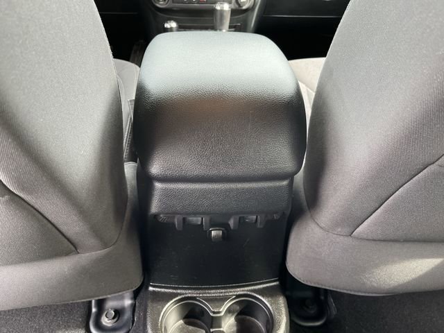 Used 2015 Jeep Wrangler Unlimited Sport w/ Quick Order Package 24S AWD/4WD image 23