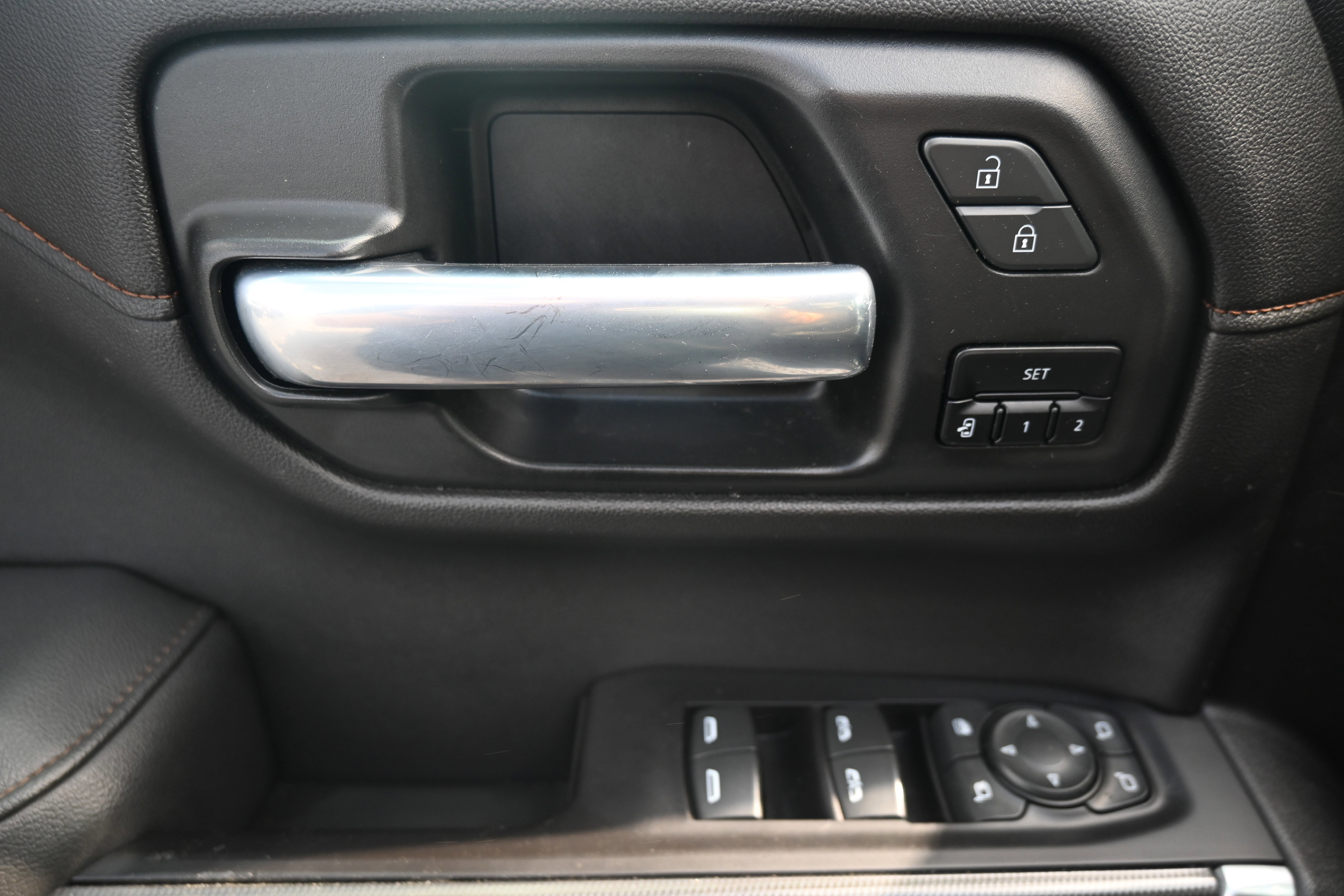 Used 2020 GMC Sierra 1500 AT4 w/ AT4 Premium Package image 29