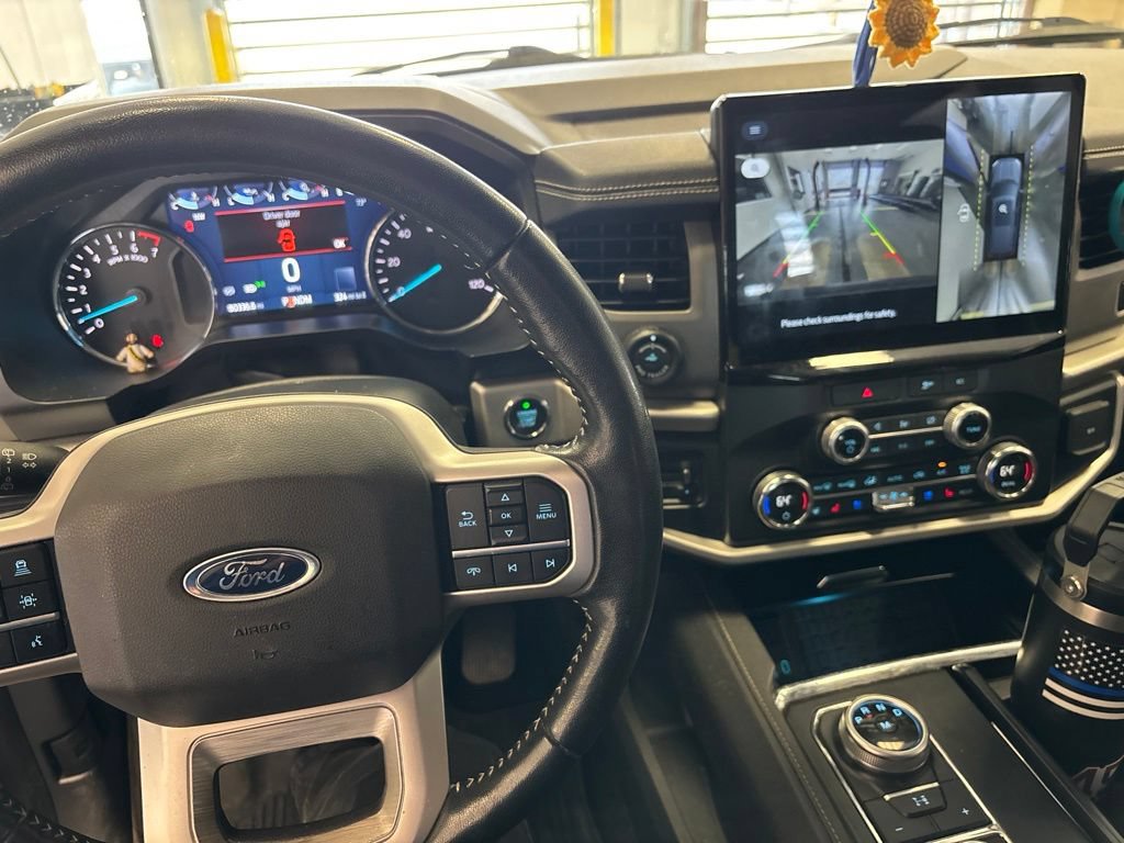 Used 2022 Ford Expedition Max XLT AWD/4WD image 5