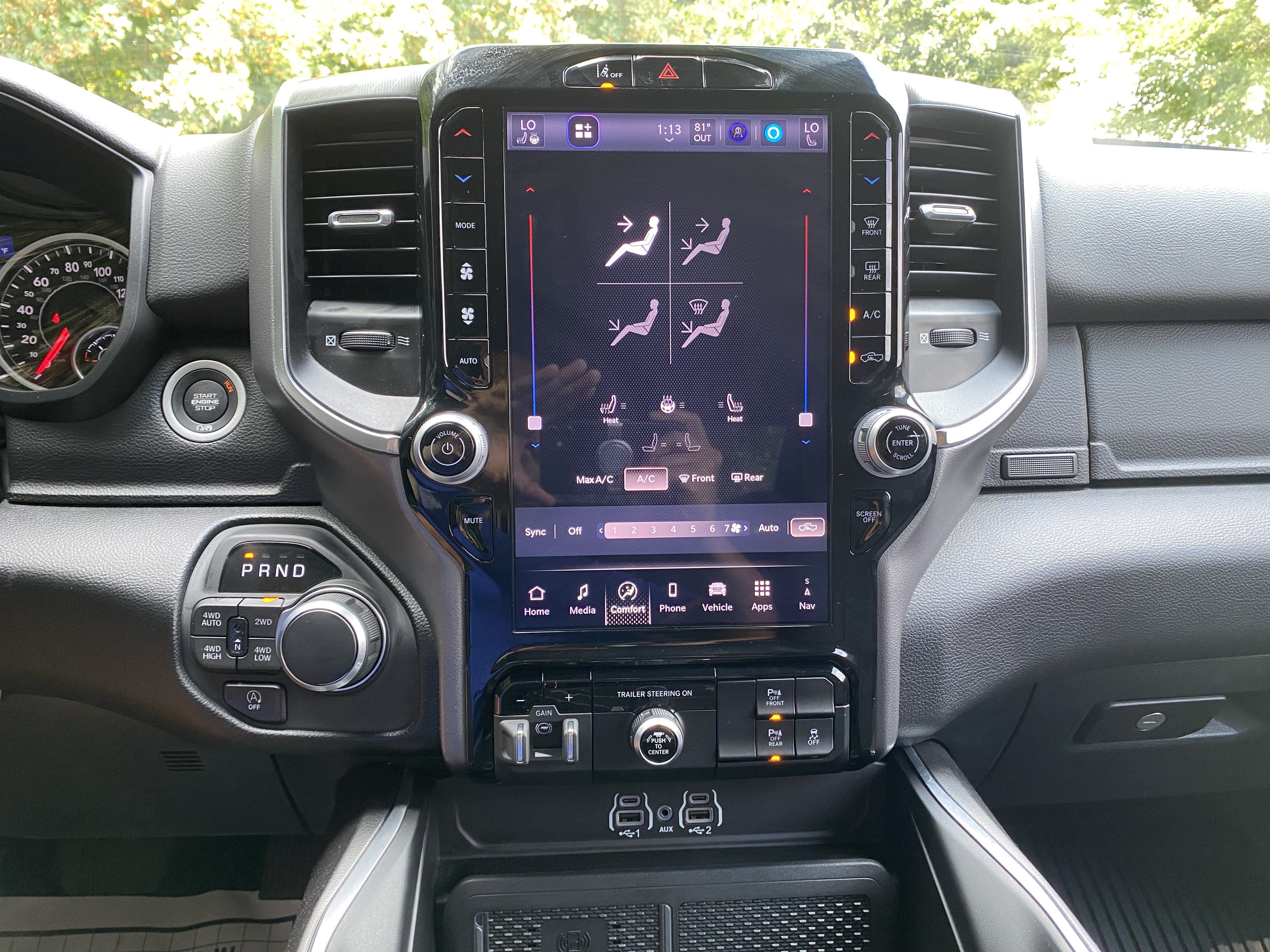 Used 2025 RAM 1500 Big Horn AWD/4WD image 24