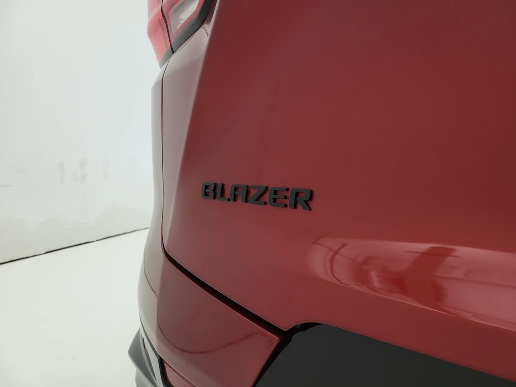 Certified 2024 Chevrolet Blazer RS w/ Driver Confidence II Package FWD image 28