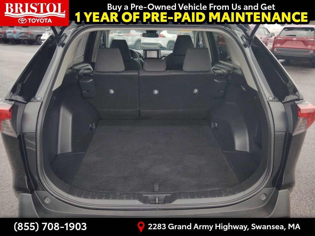 Used 2021 Toyota RAV4 XLE image 29
