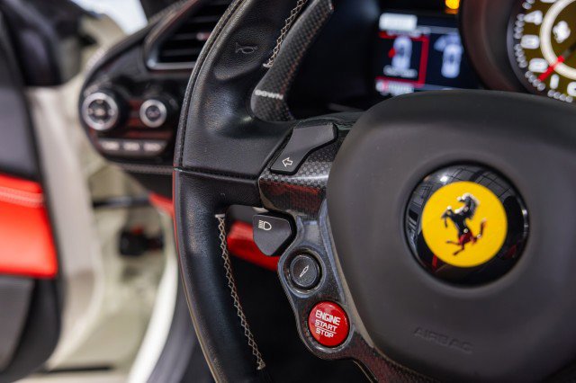 Used 2018 Ferrari 488 Spider image 31