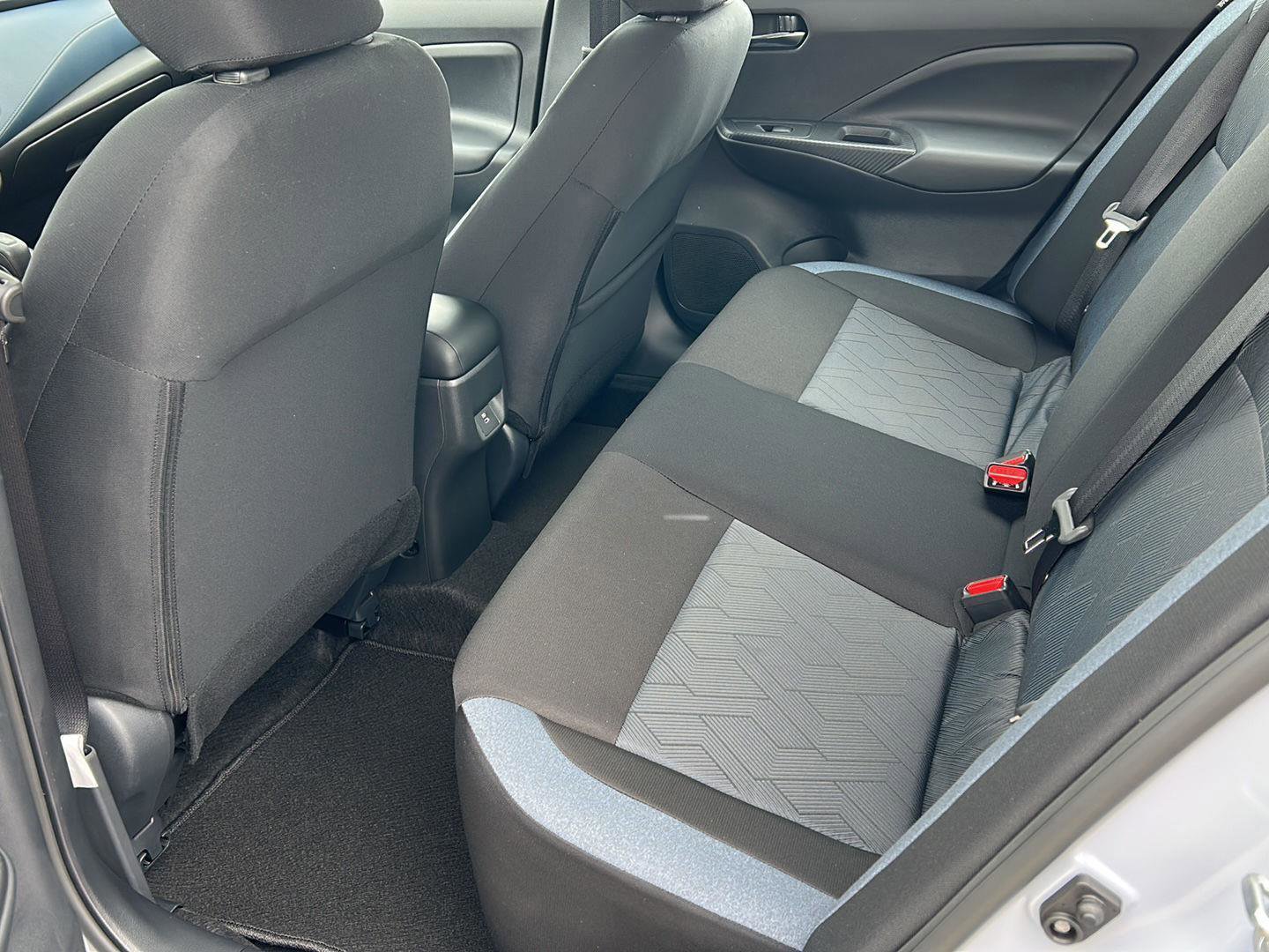 New 2025 Nissan Versa SV w/ Trunk Package FWD image 24