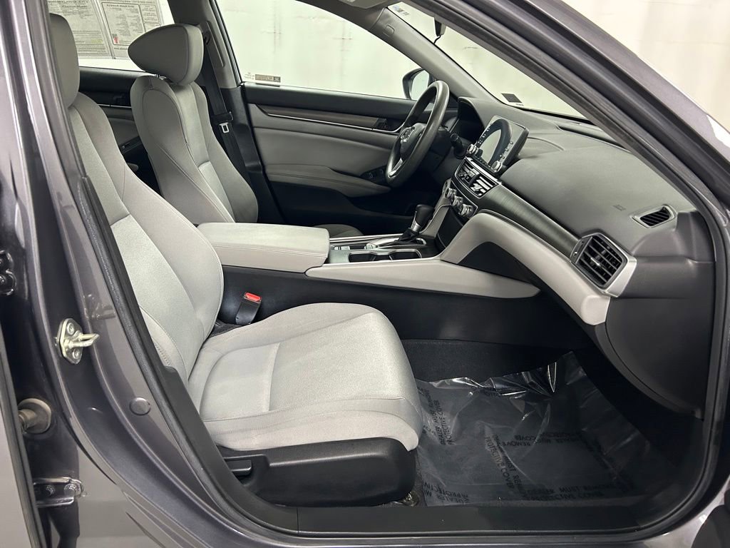 Used 2019 Honda Accord LX image 13