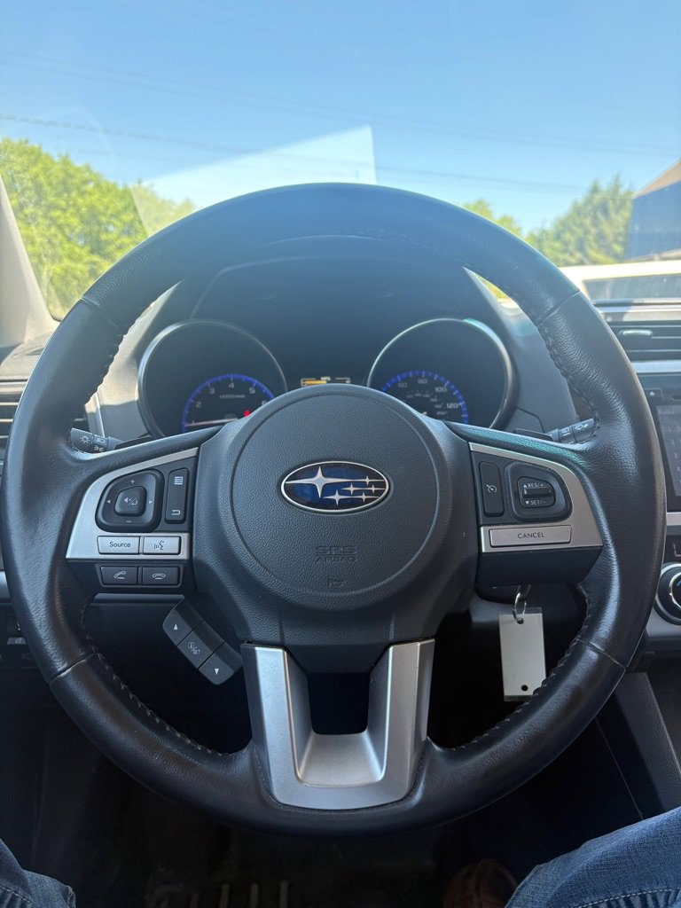 Used 2015 Subaru Outback 2.5i Limited AWD/4WD image 16