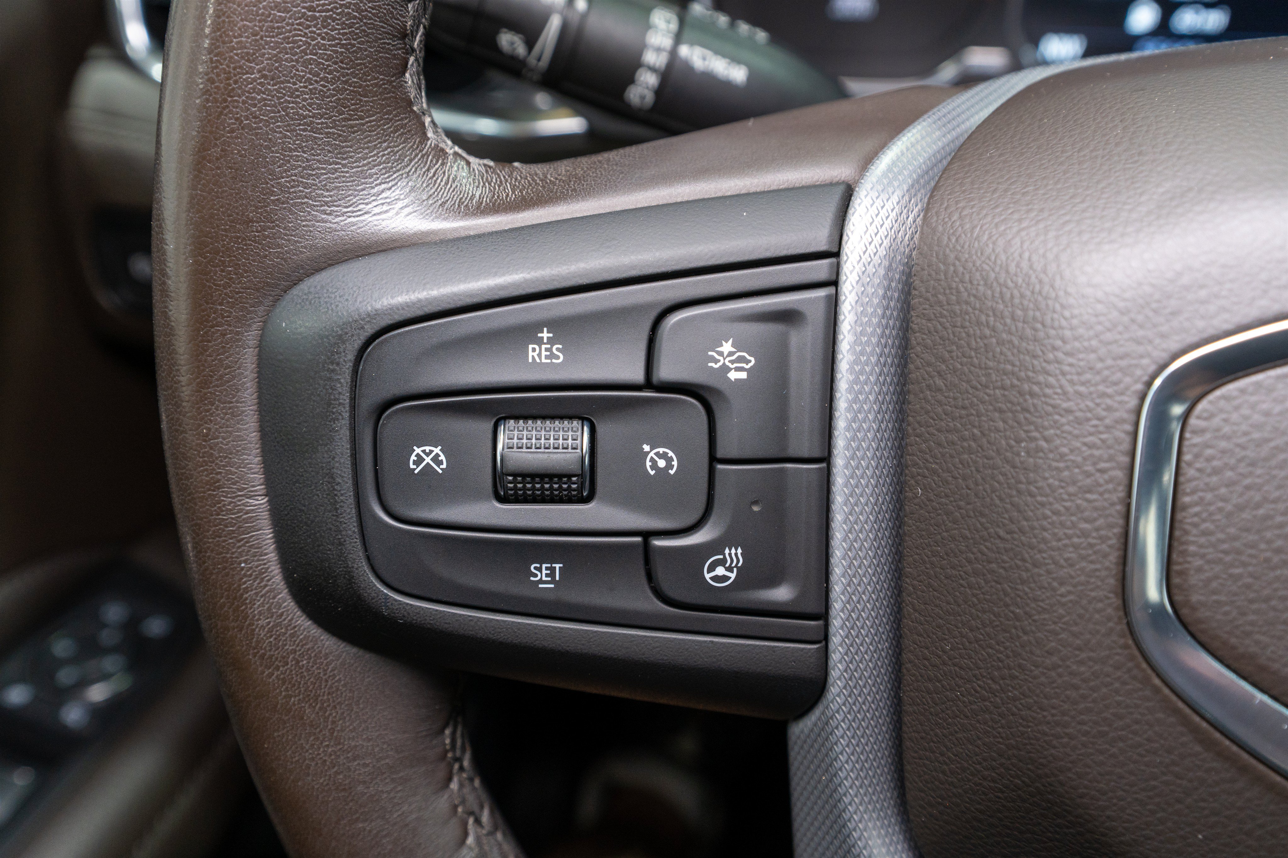 Used 2021 GMC Yukon Denali AWD/4WD image 30