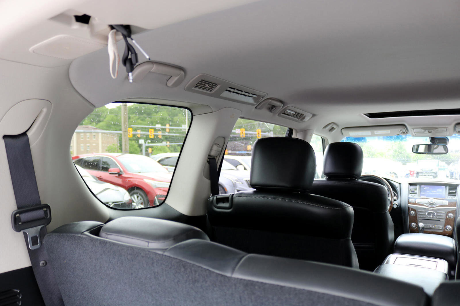 Used 2017 INFINITI QX80 4WD image 34