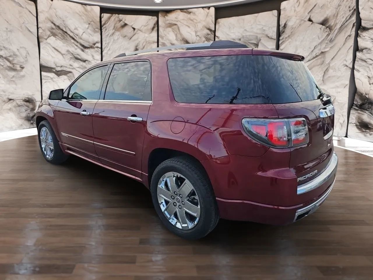 Used 2015 GMC Acadia Denali FWD image 4
