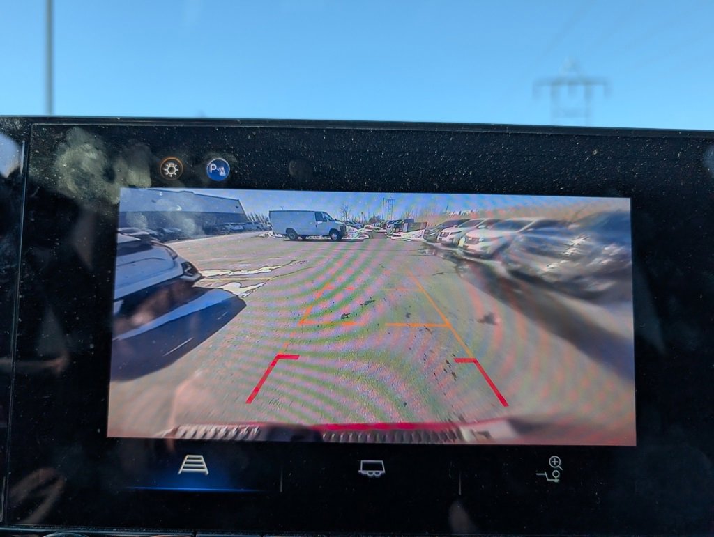 Used 2023 Chevrolet Colorado LT w/ LT Convenience Package III image 15