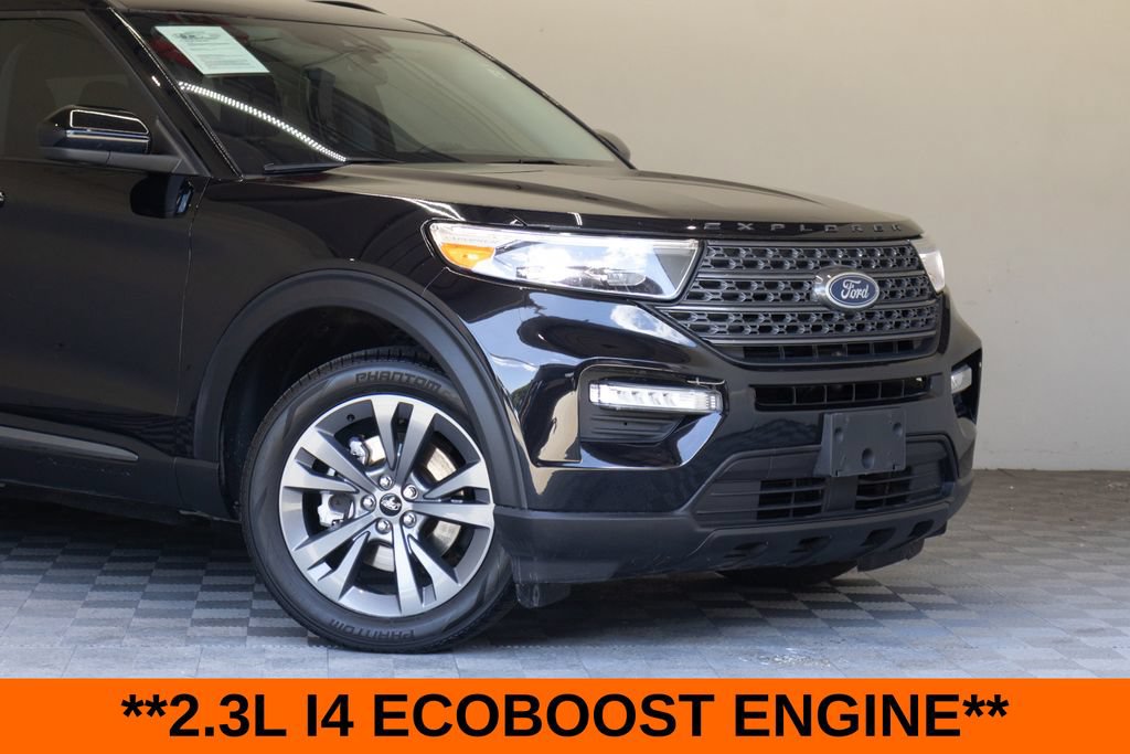 Used 2024 Ford Explorer XLT w/ Equipment Group 202A AWD/4WD image 4