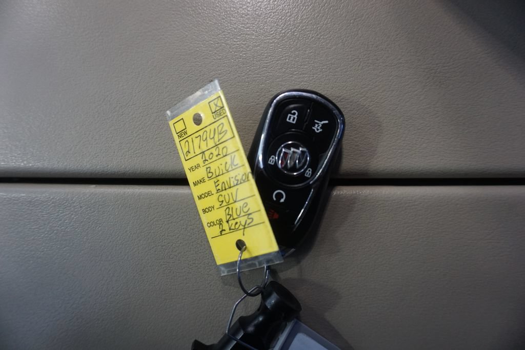 Used 2020 Buick Envision Preferred AWD/4WD image 31