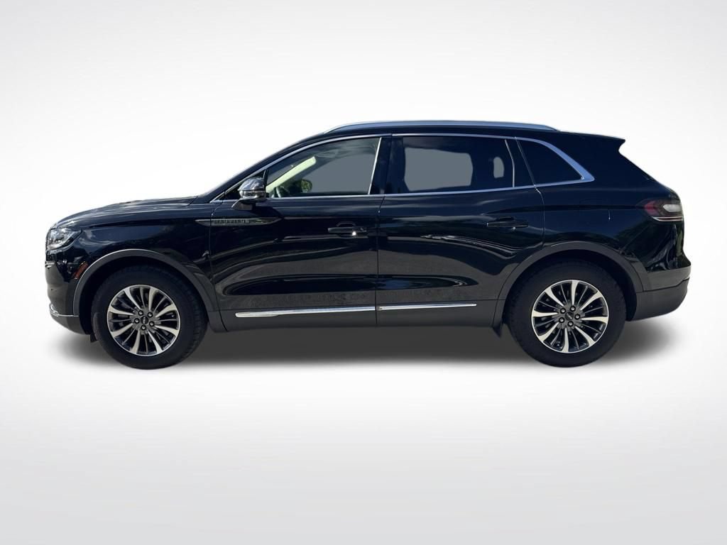 Used 2023 Lincoln Nautilus FWD w/ Premium Package image 8